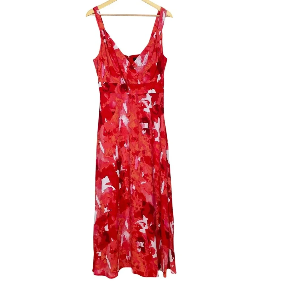 donna karan maxi dress Women's Strapless Sweetheart Gown in Black, Size 4 Glide into warm Donna Karan Red Abstract Floral